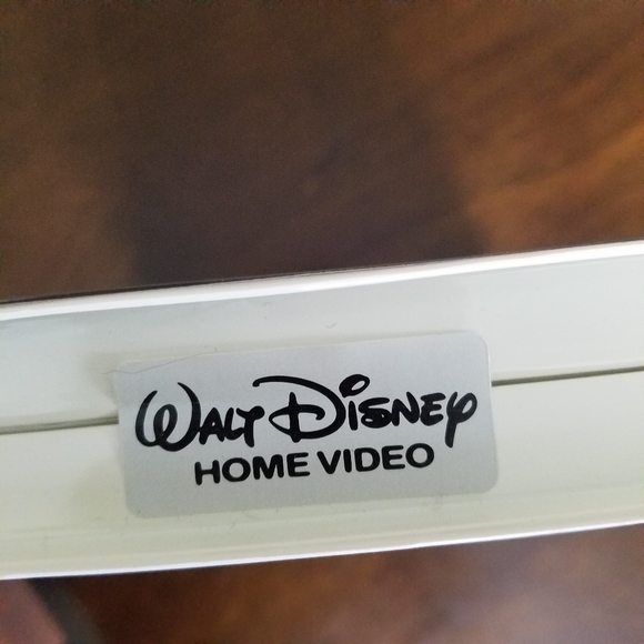 Mighty Ducks D3 (1996 VHS) Disney Video - Picture 5 of 7